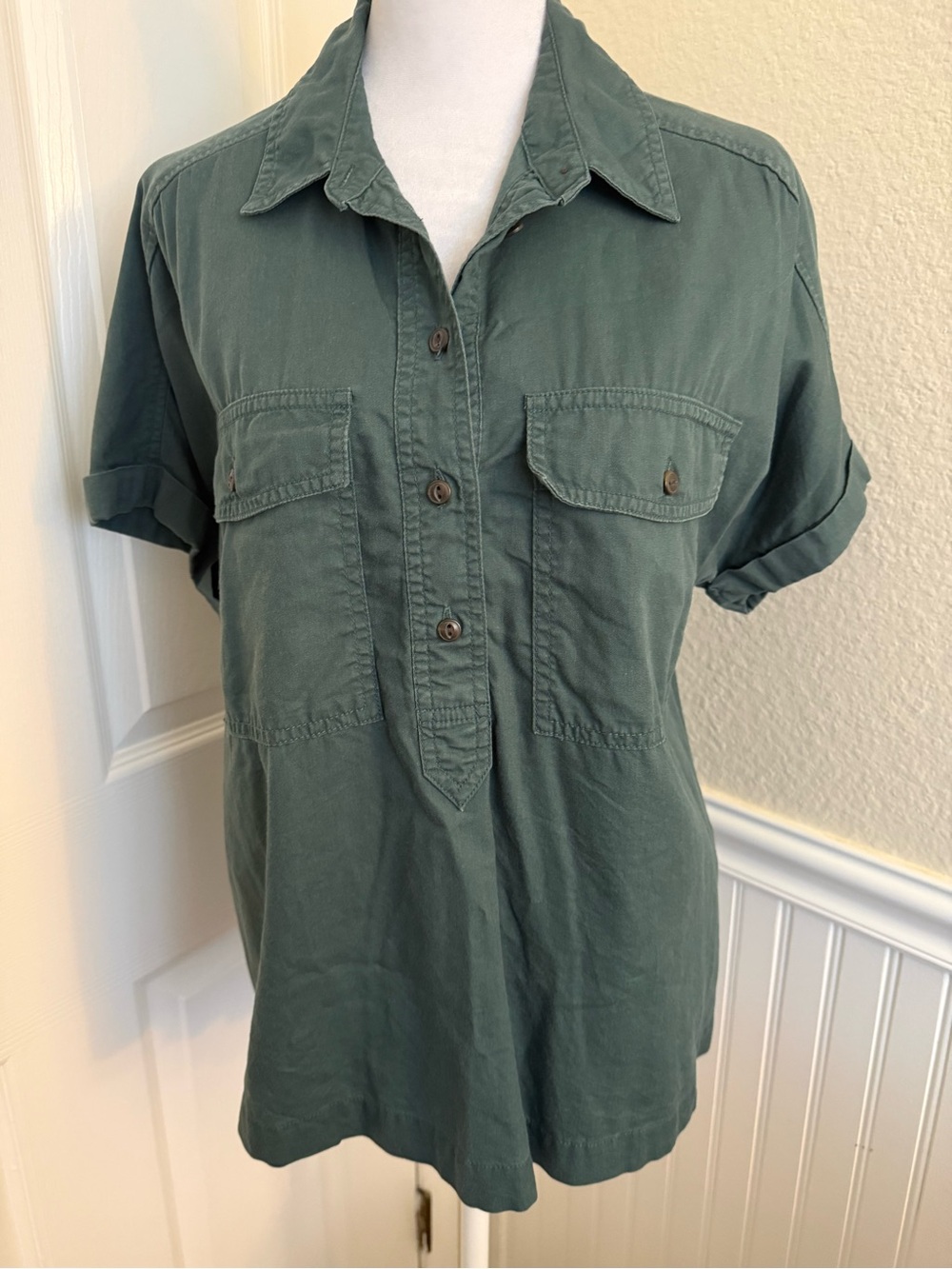 Universal Thread Utility Shirt